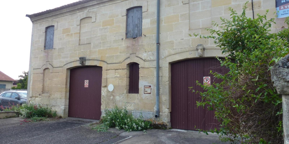 local commercial à ARVEYRES (33500)